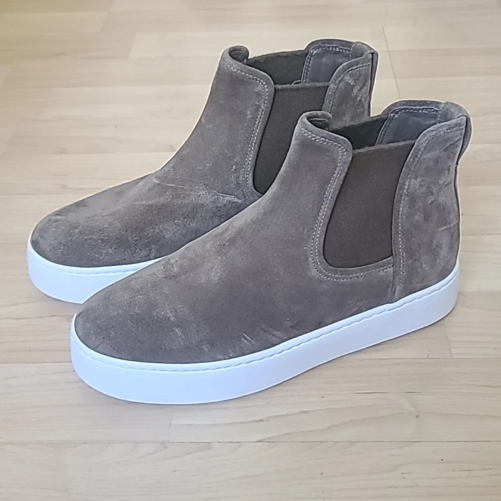 VINCE (NEW) Warren Chelsea Slip-on Platform Suede Boots, Size EU 36.5/ US6.5 - Picture 1 of 10